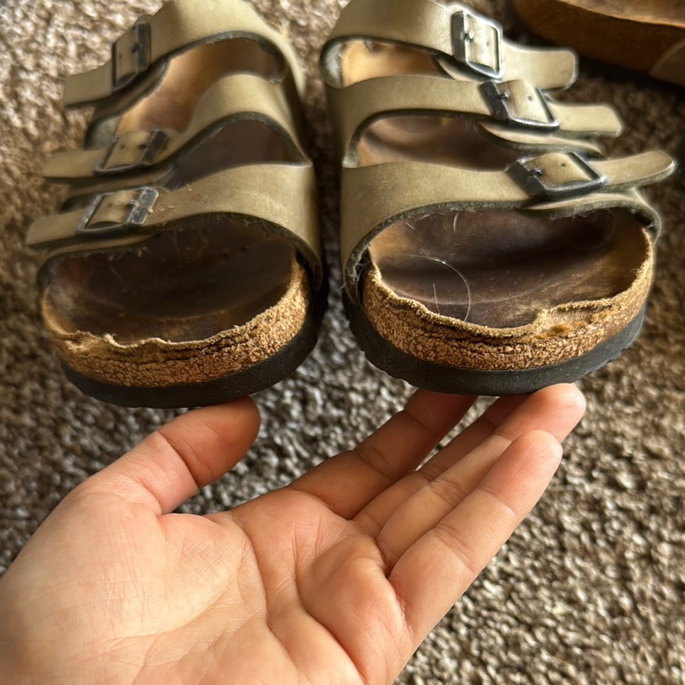 Tan Sandals - Picture 2 of 4